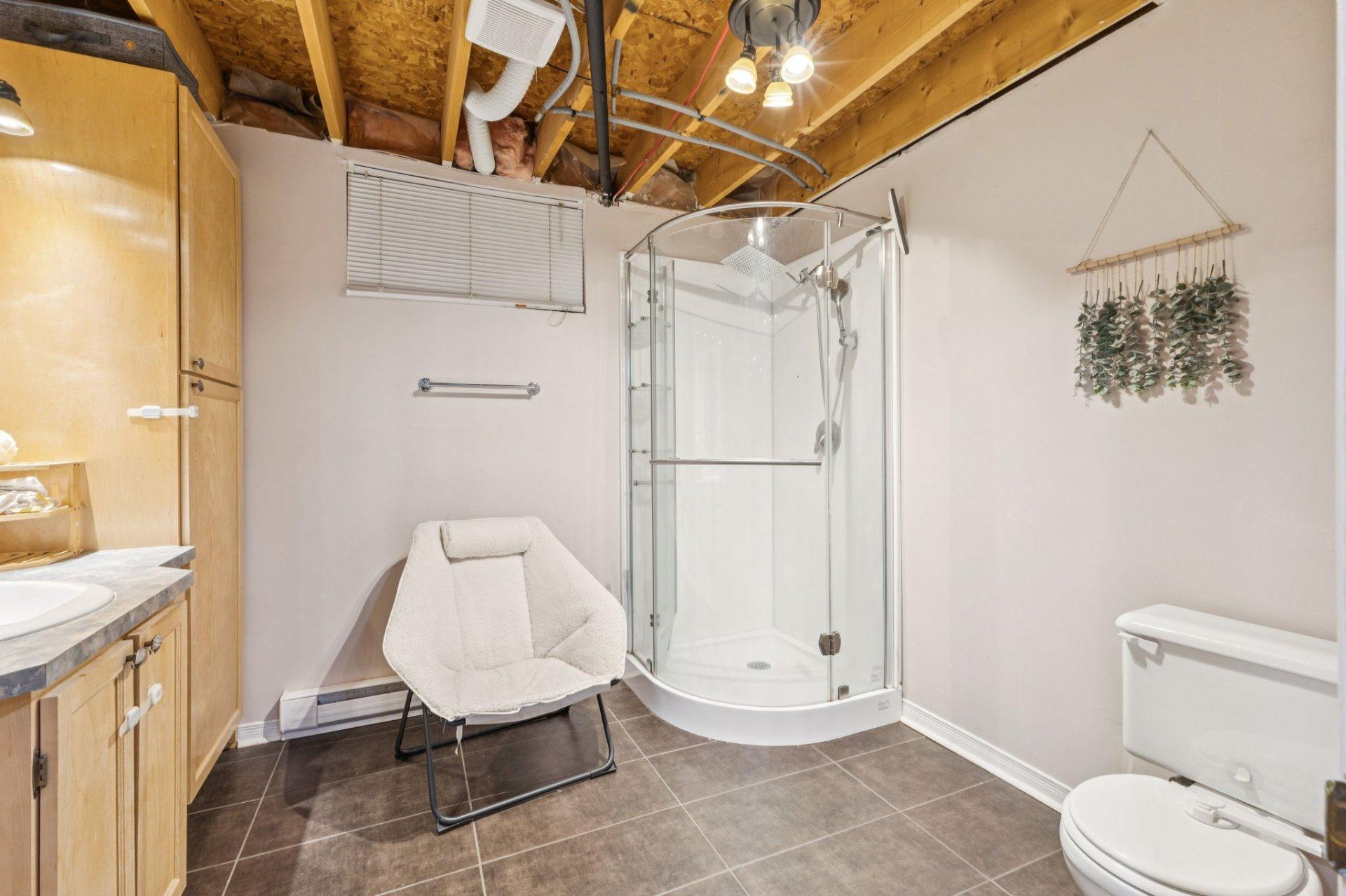 









31


Rue de la Mine

,
Gatineau (Gatineau),




QC
J8P7W1

