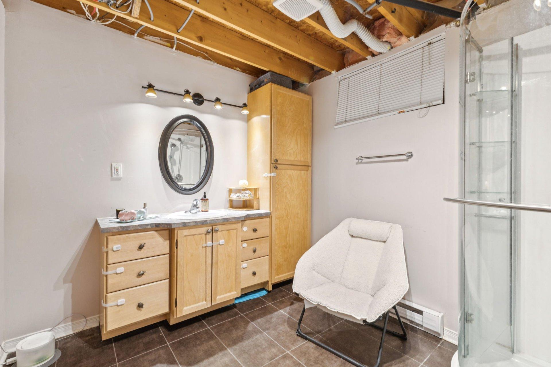 









31


Rue de la Mine

,
Gatineau (Gatineau),




QC
J8P7W1

