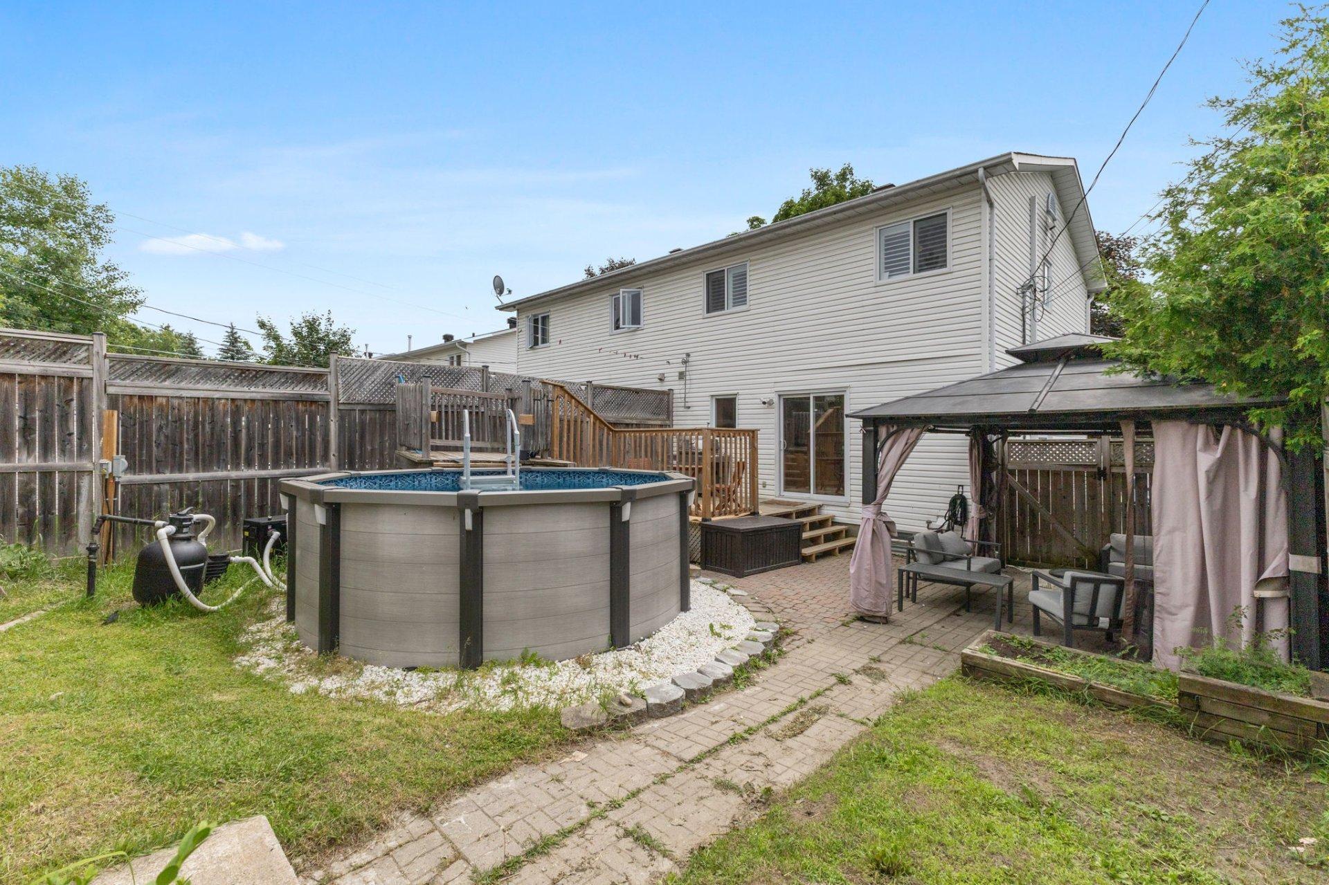 









31


Rue de la Mine

,
Gatineau (Gatineau),




QC
J8P7W1

