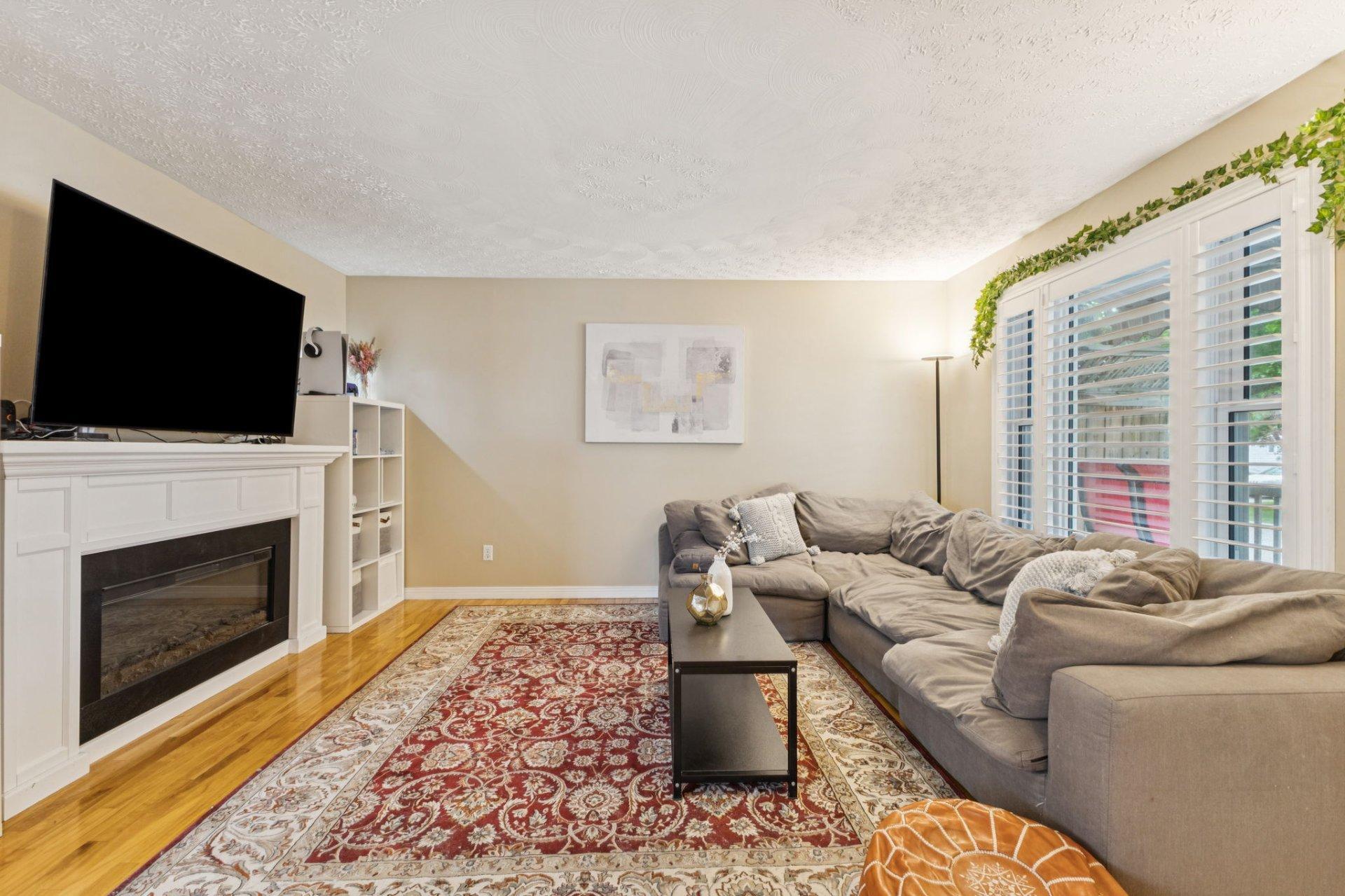 









31


Rue de la Mine

,
Gatineau (Gatineau),




QC
J8P7W1

