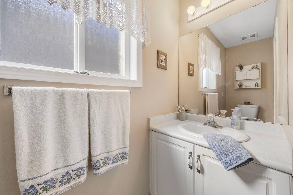 









2220


Shannon Ridge

Drive, 105,
West Kelowna,




BC
V4T 2T6

