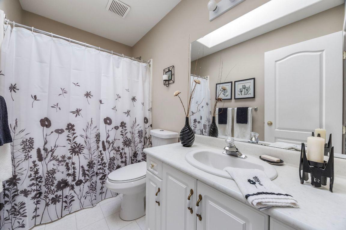 









2220


Shannon Ridge

Drive, 105,
West Kelowna,




BC
V4T 2T6

