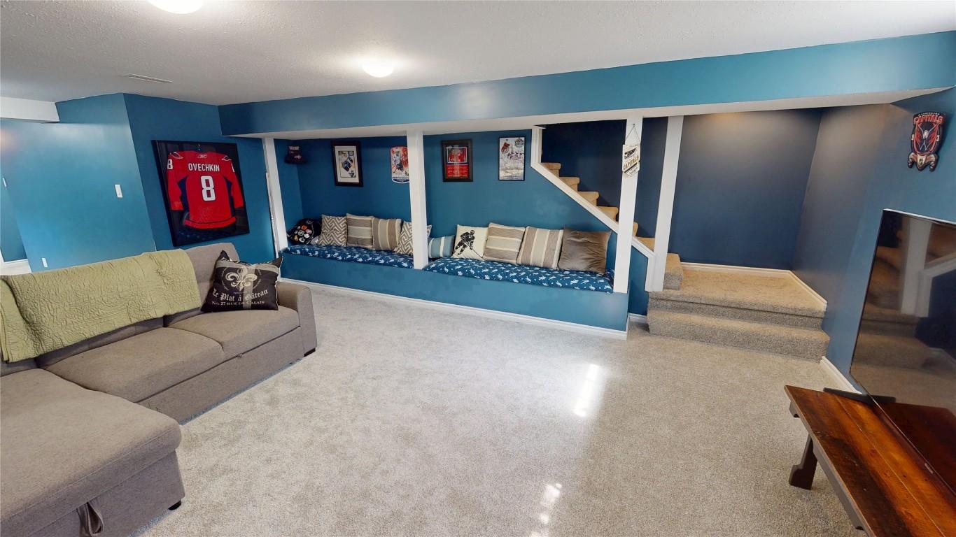 









213


4th

Avenue,
Cranbrook,




BC
V1C 2E4

