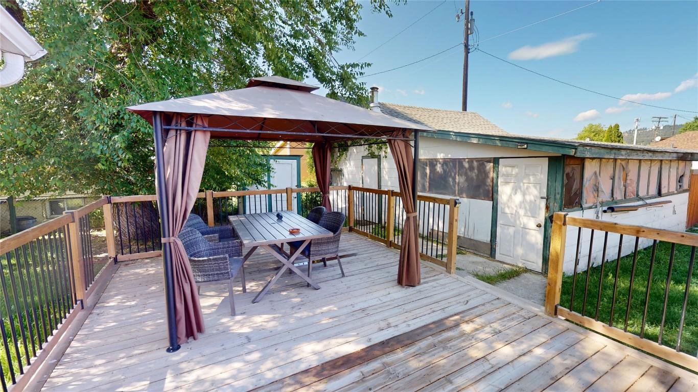 









213


4th

Avenue,
Cranbrook,




BC
V1C 2E4

