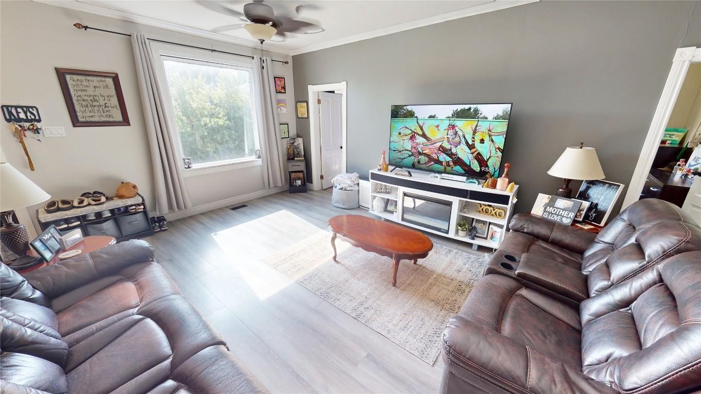 









213


4th

Avenue,
Cranbrook,




BC
V1C 2E4

