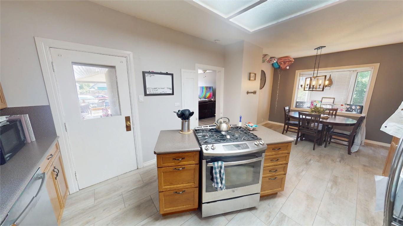









213


4th

Avenue,
Cranbrook,




BC
V1C 2E4

