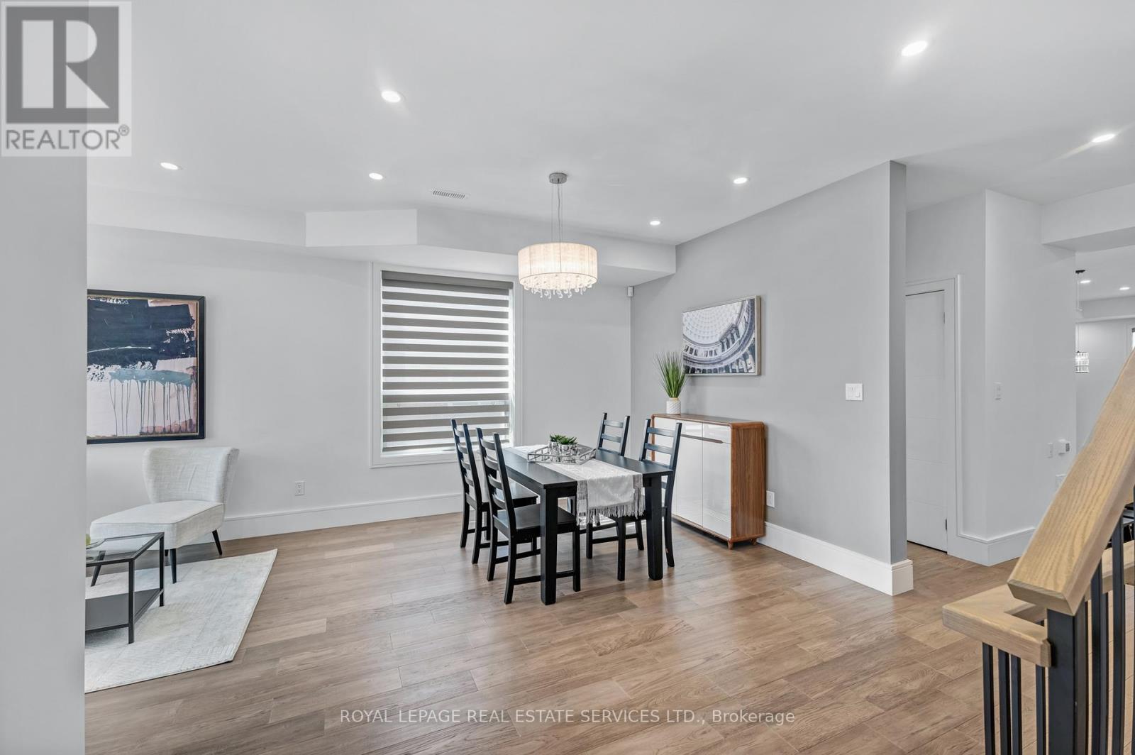 












8 BRANCH AVENUE

,
Toronto,




Ontario
M8W1M7

