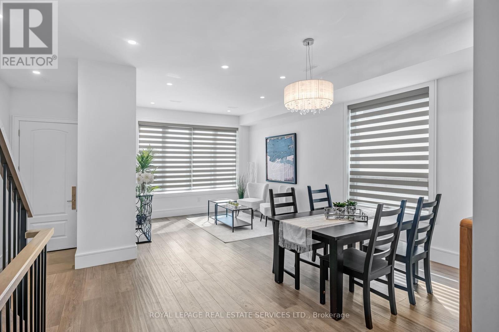 












8 BRANCH AVENUE

,
Toronto,




Ontario
M8W1M7

