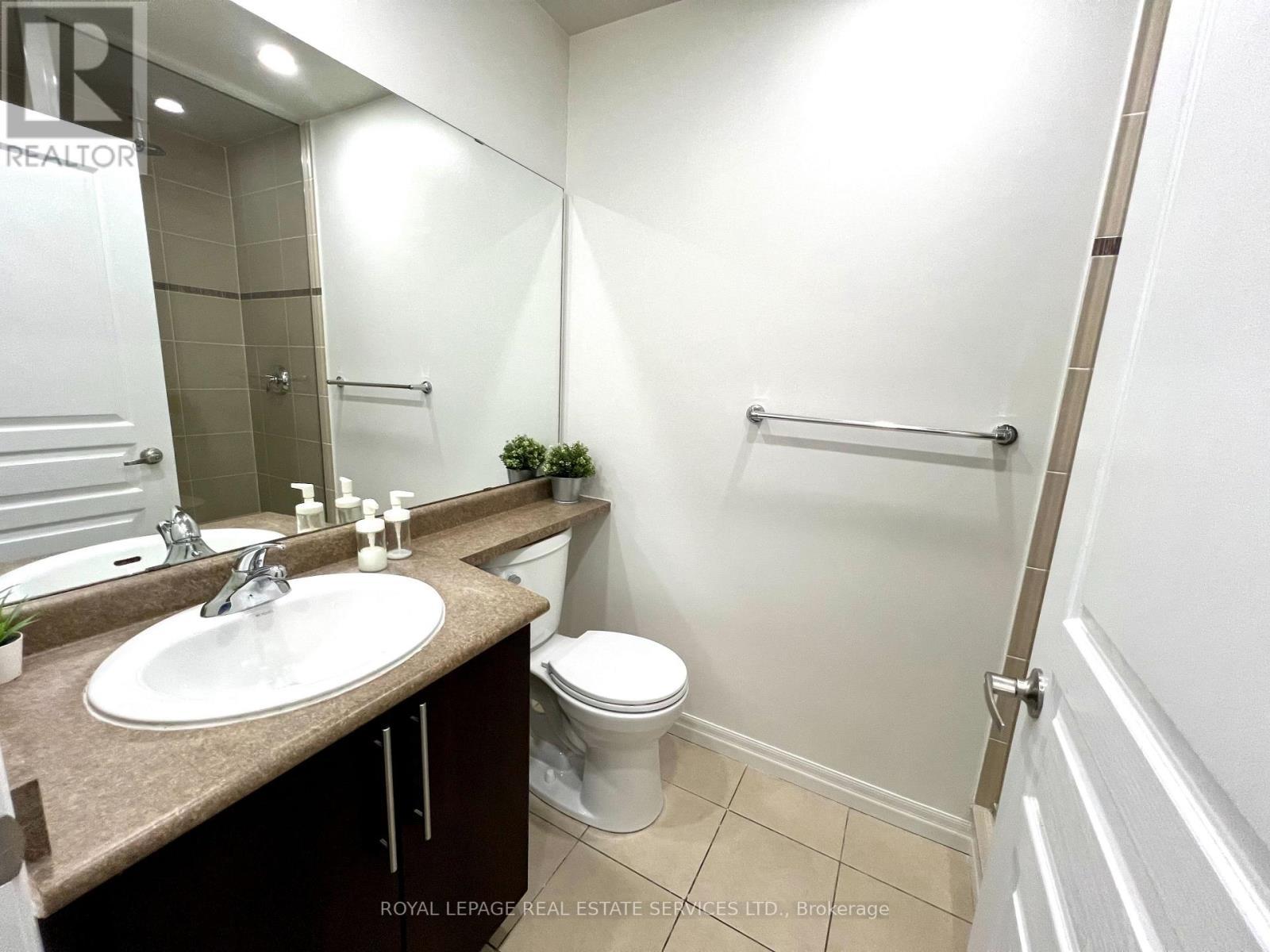 












2909 - 223 WEBB DRIVE

,
Mississauga,




Ontario
L5B4P2


