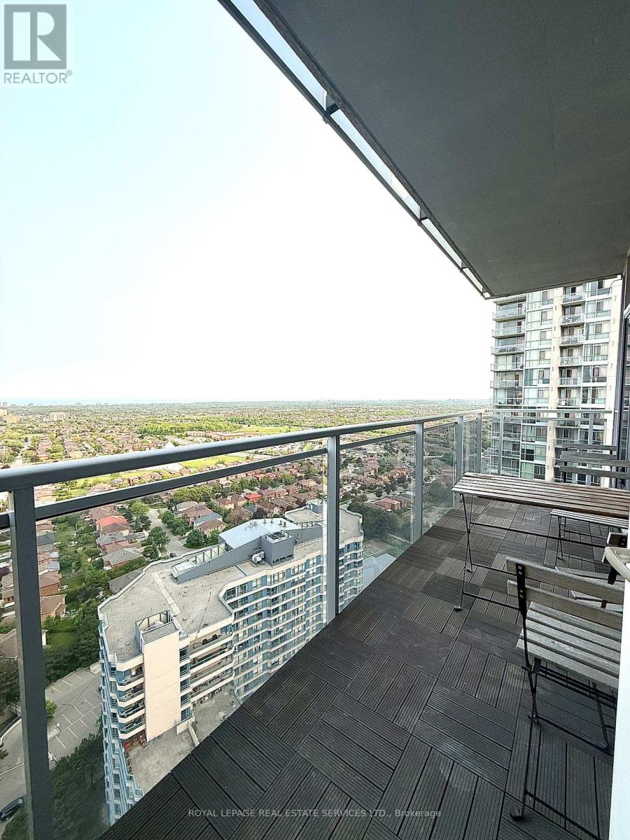 












2909 - 223 WEBB DRIVE

,
Mississauga,




Ontario
L5B4P2

