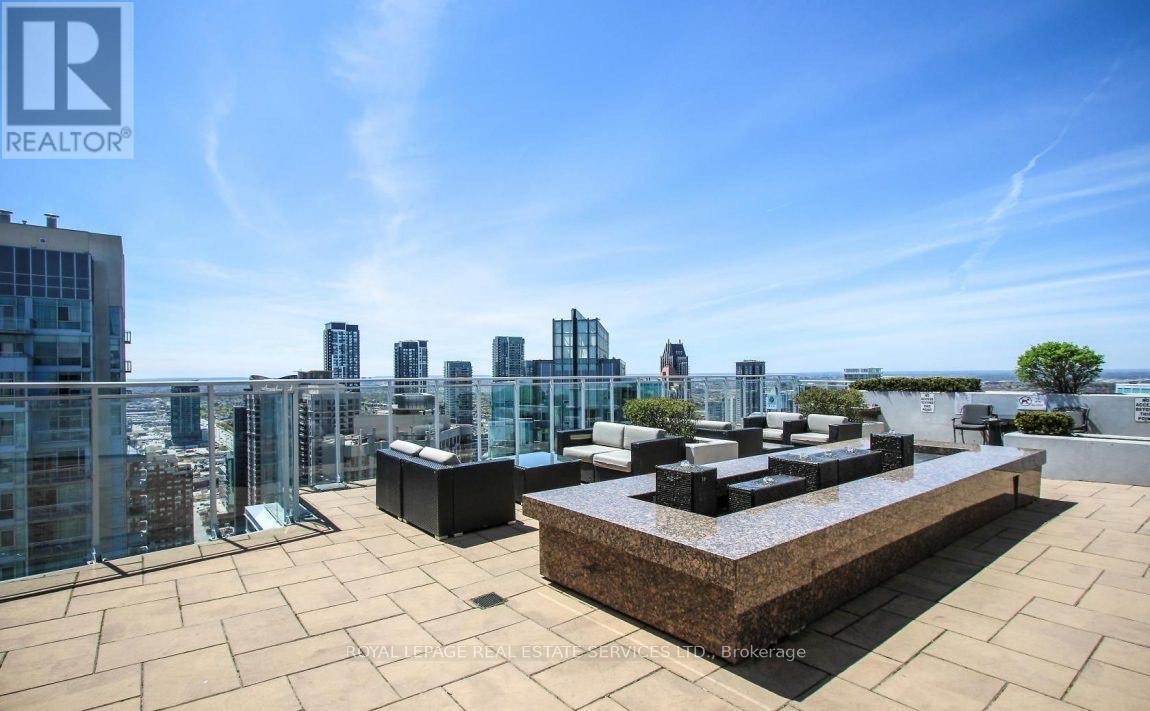 












2909 - 223 WEBB DRIVE

,
Mississauga,




Ontario
L5B4P2


