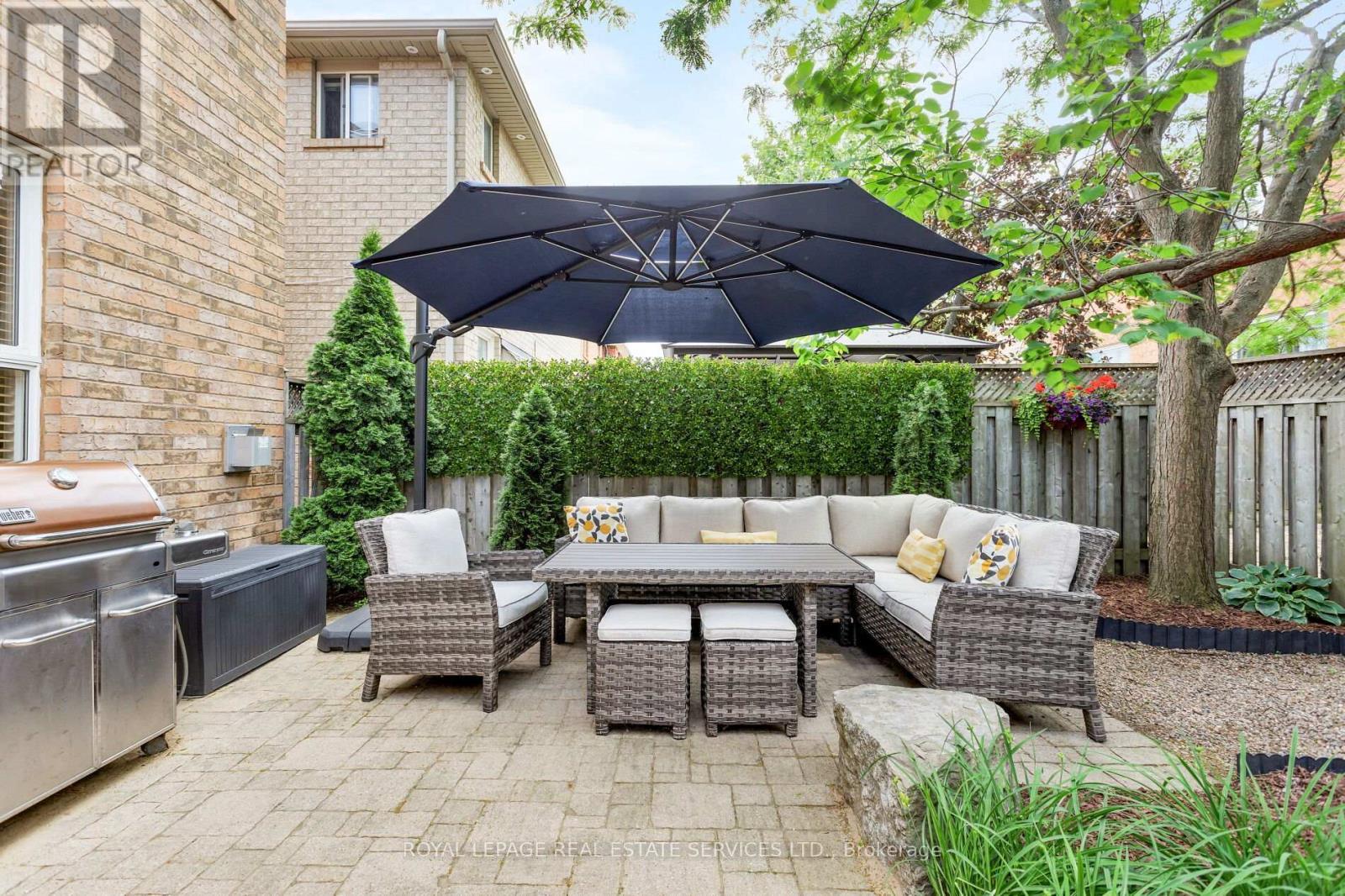 












4 HACKMORE GATE

,
Brampton,




Ontario
L7A1R6

