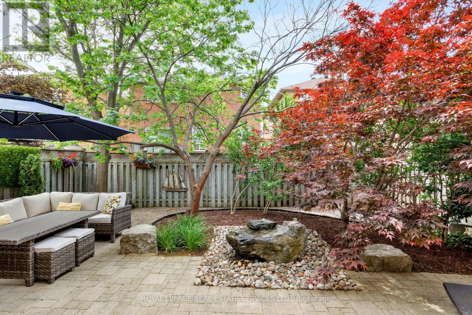 












4 HACKMORE GATE

,
Brampton,




Ontario
L7A1R6

