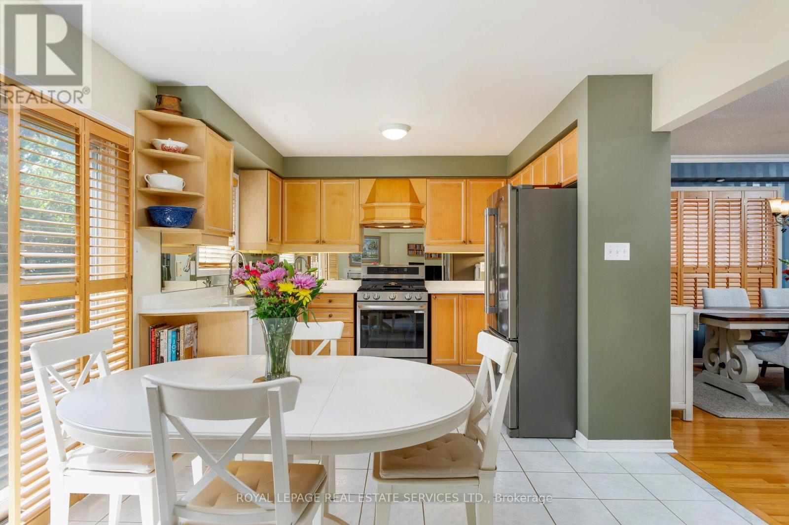 












4 HACKMORE GATE

,
Brampton,




Ontario
L7A1R6


