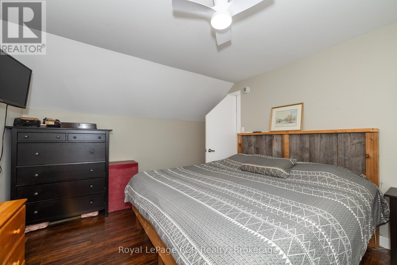 












773760 HIGHWAY 10

,
Grey Highlands,




Ontario
N0C1L0

