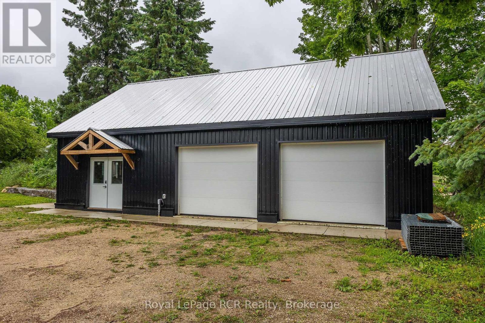 












773760 HIGHWAY 10

,
Grey Highlands,




Ontario
N0C1L0

