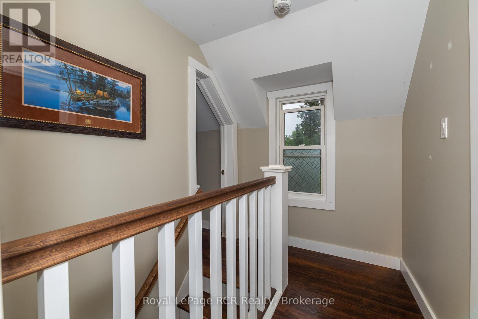 












773760 HIGHWAY 10

,
Grey Highlands,




Ontario
N0C1L0

