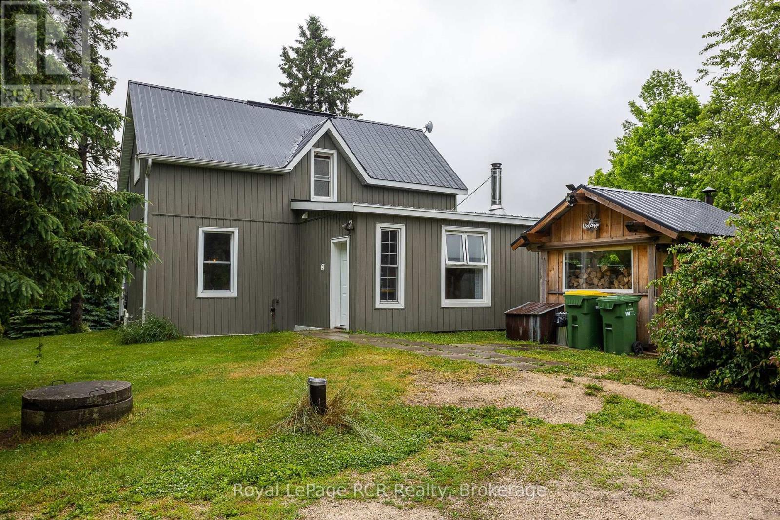 












773760 HIGHWAY 10

,
Grey Highlands,




Ontario
N0C1L0

