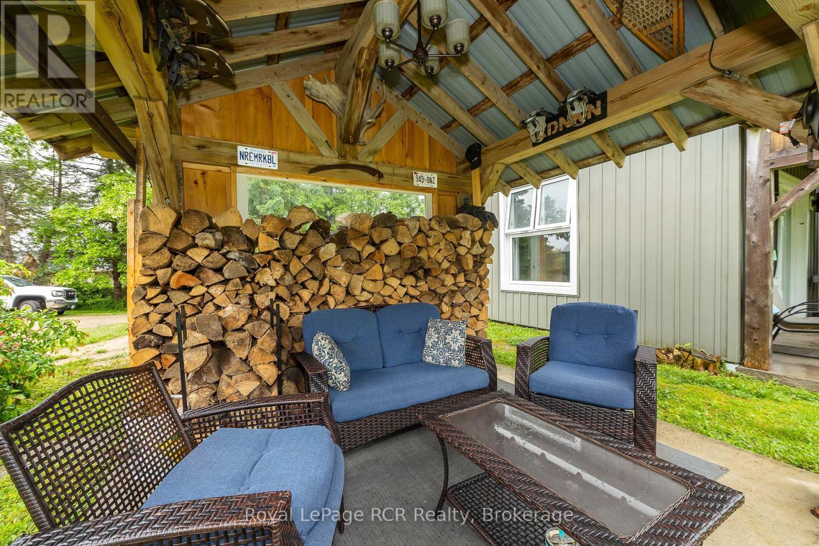 












773760 HIGHWAY 10

,
Grey Highlands,




Ontario
N0C1L0

