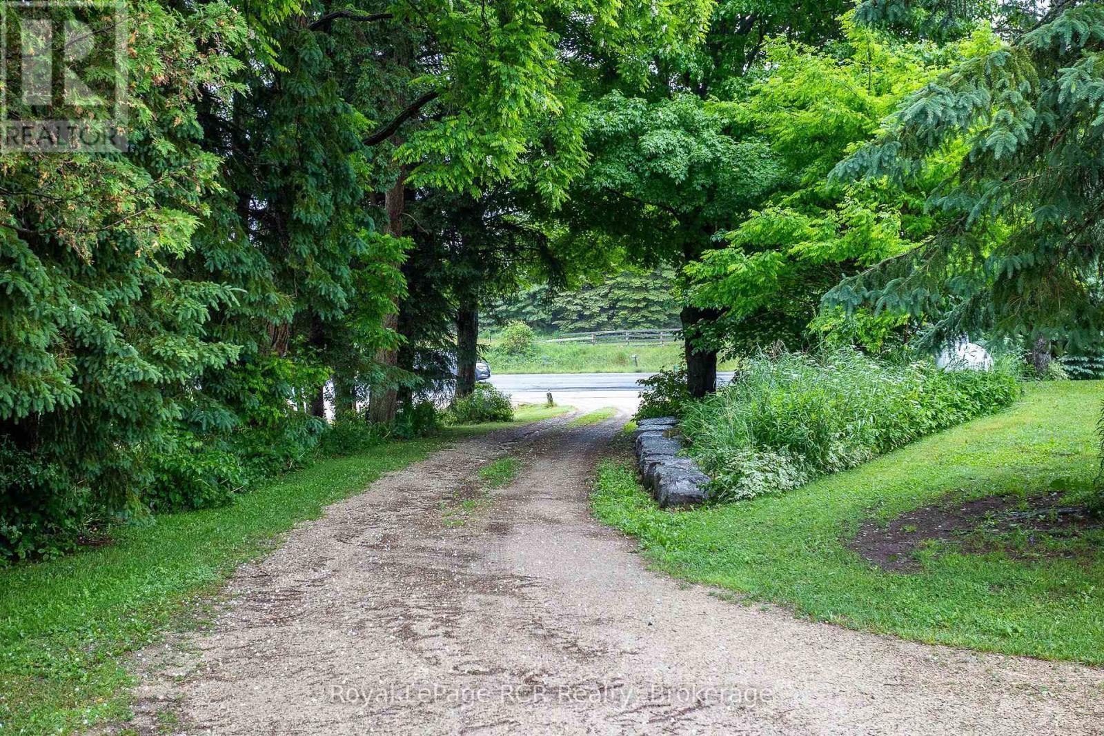












773760 HIGHWAY 10

,
Grey Highlands,




Ontario
N0C1L0

