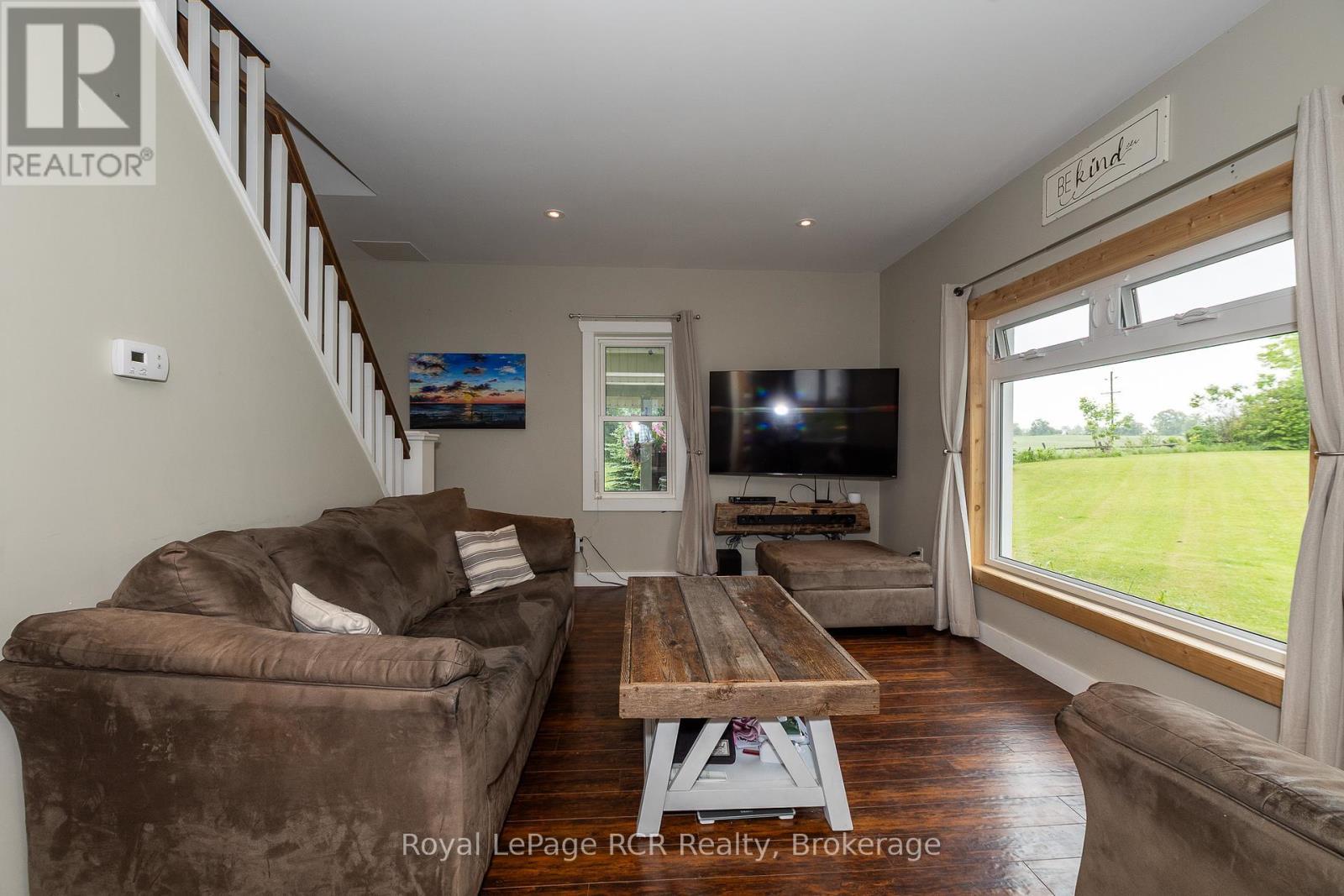 












773760 HIGHWAY 10

,
Grey Highlands,




Ontario
N0C1L0

