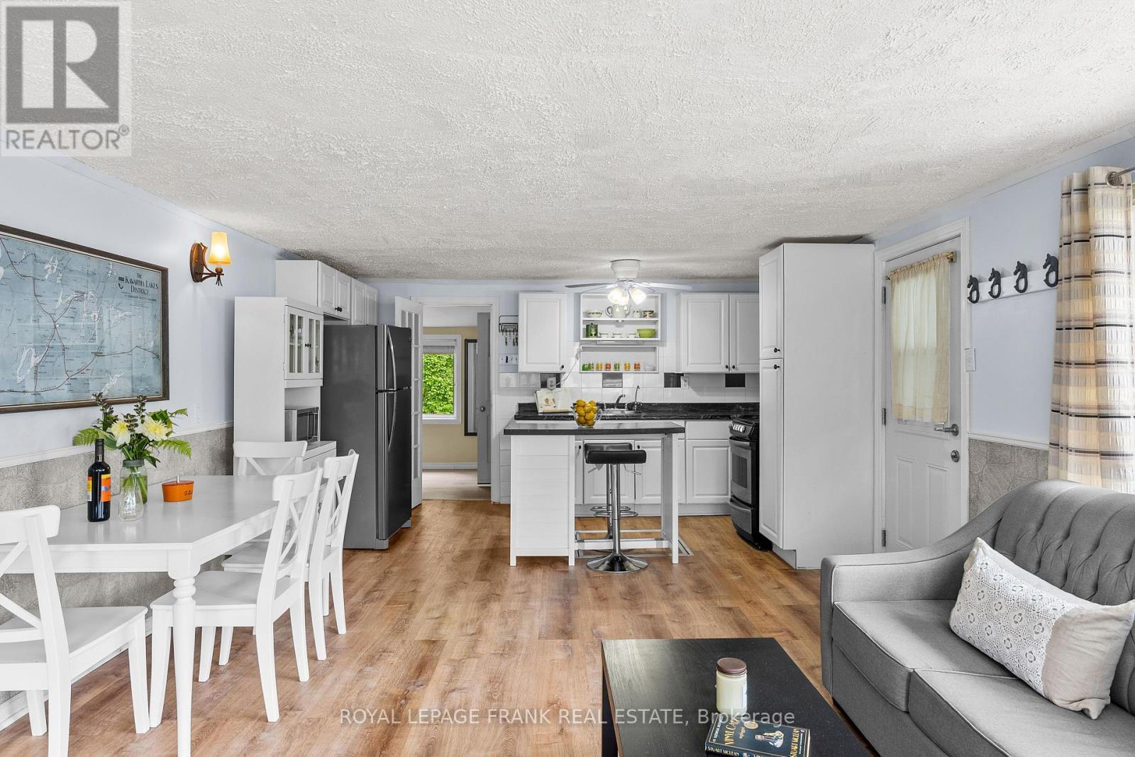 












68 WALMAC SHORES ROAD

,
Kawartha Lakes (Bobcaygeon),




Ontario
K0M1A0

