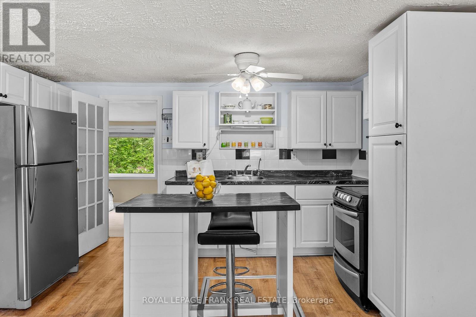 












68 WALMAC SHORES ROAD

,
Kawartha Lakes (Bobcaygeon),




Ontario
K0M1A0

