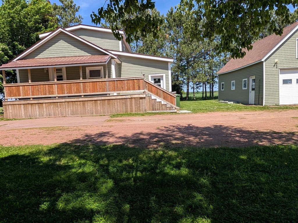 












100 Caissie Road

,
St. Philippe,




PE
C0B 1Y0

