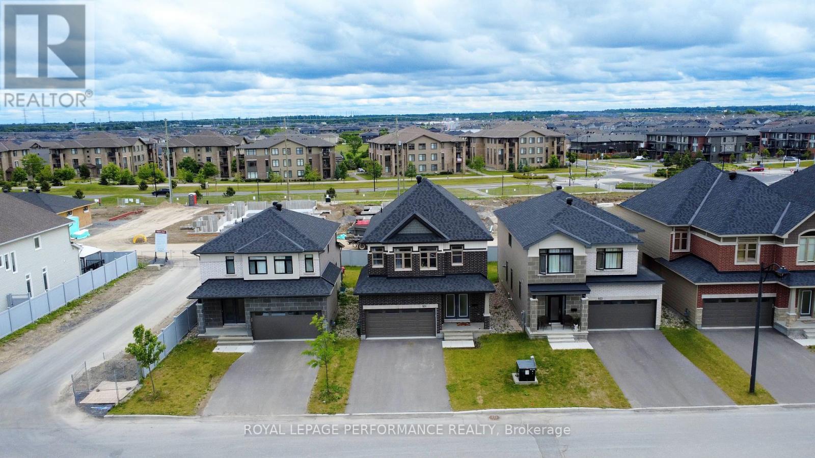 












931 EMBANKMENT STREET

,
Ottawa,




Ontario
K2S2P6

