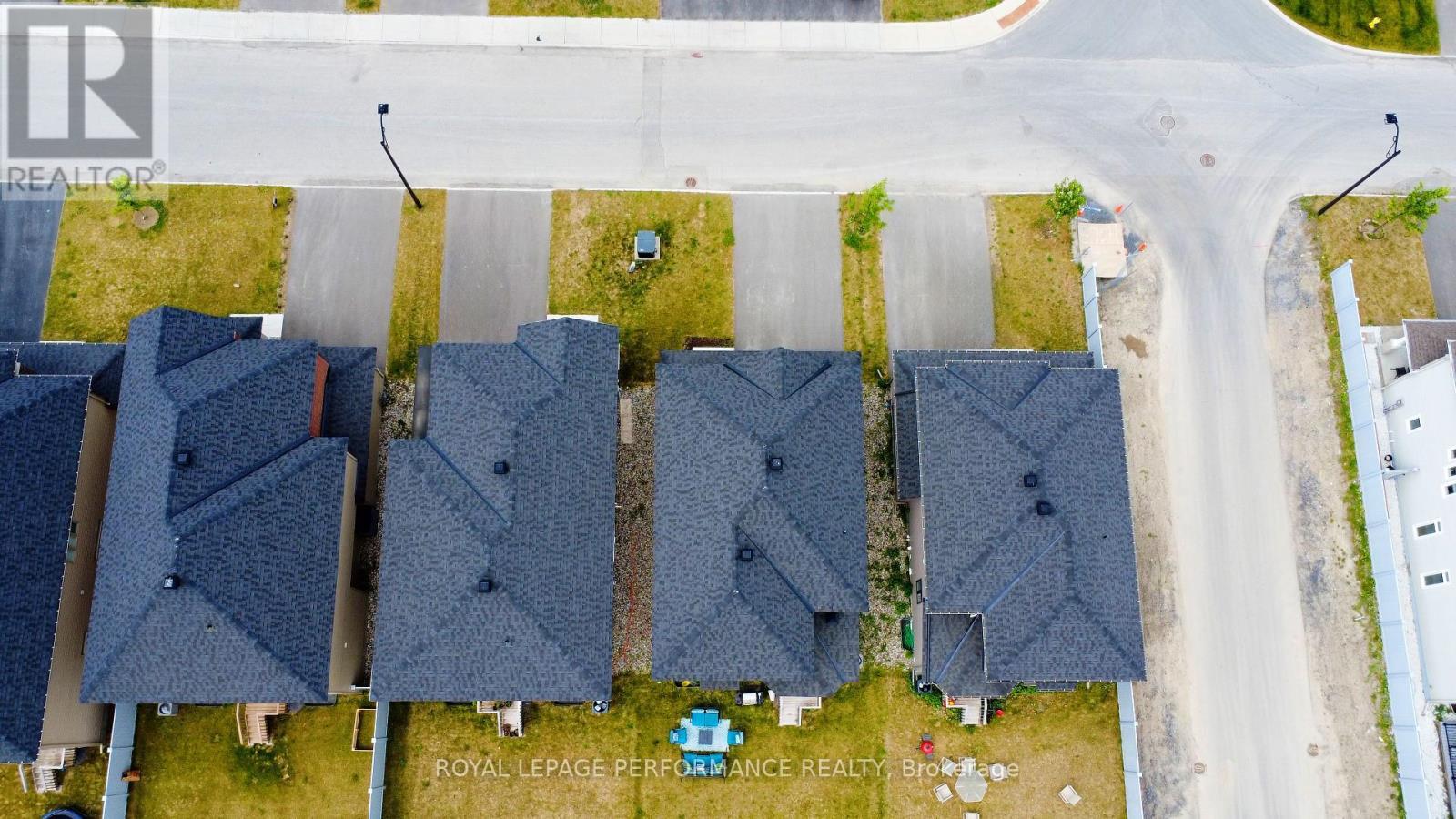 












931 EMBANKMENT STREET

,
Ottawa,




Ontario
K2S2P6

