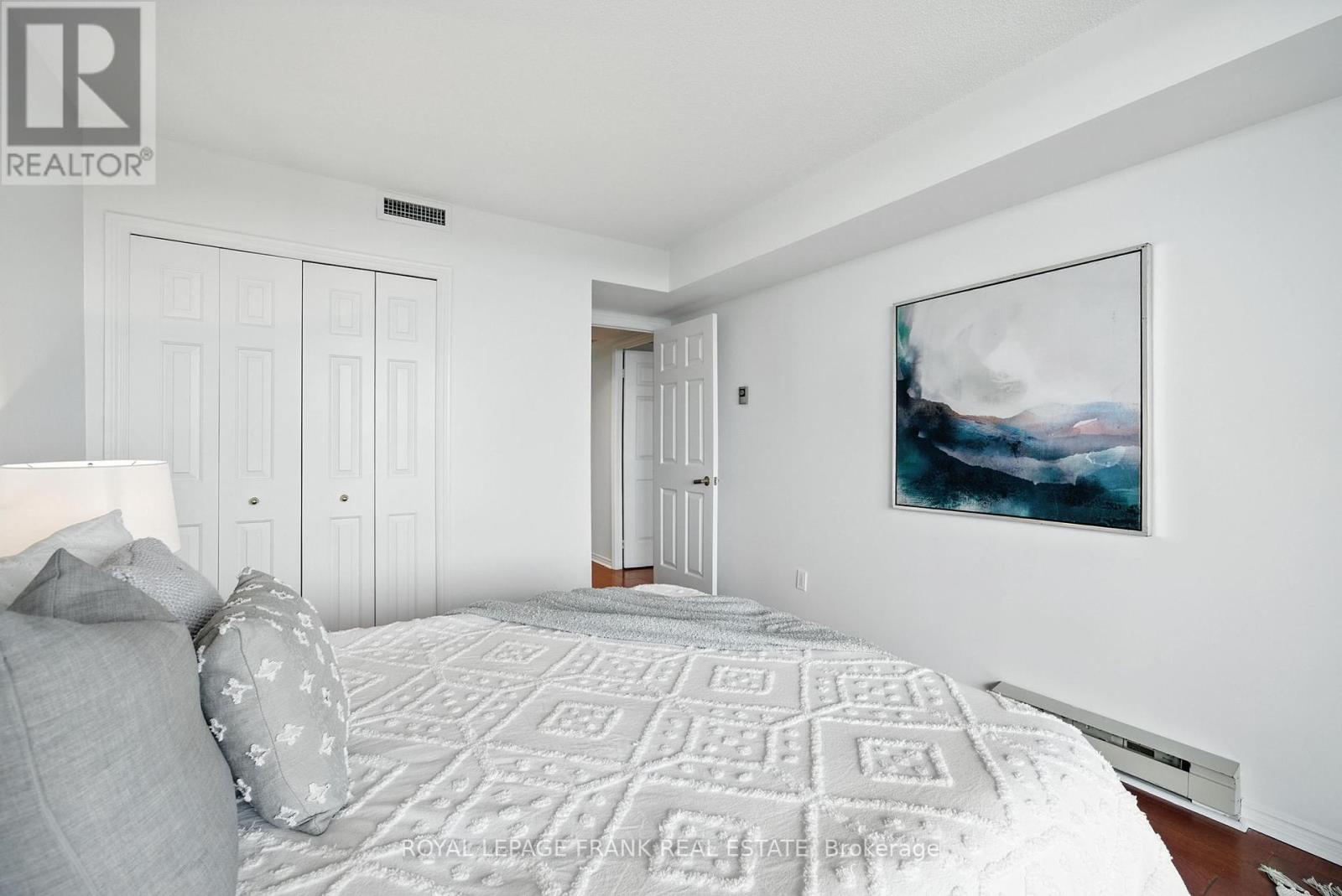 












804 - 700 WILSON ROAD N

,
Oshawa (Centennial),




Ontario
L1G7T5

