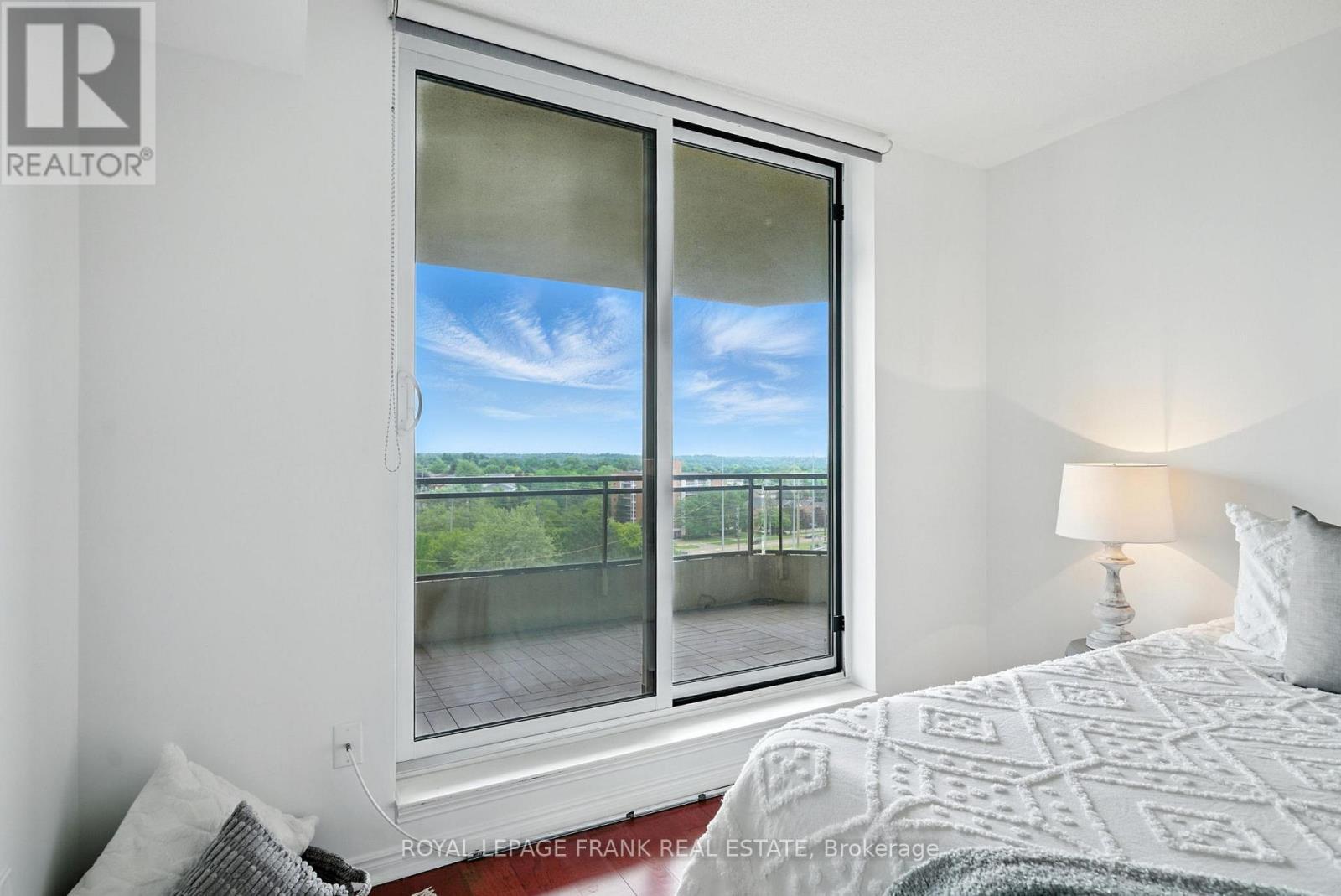 












804 - 700 WILSON ROAD N

,
Oshawa (Centennial),




Ontario
L1G7T5

