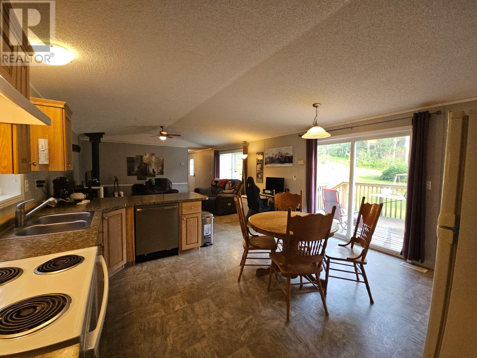 












5567 BROWNS Road

,
Chetwynd,




British Columbia
V0C1J0

