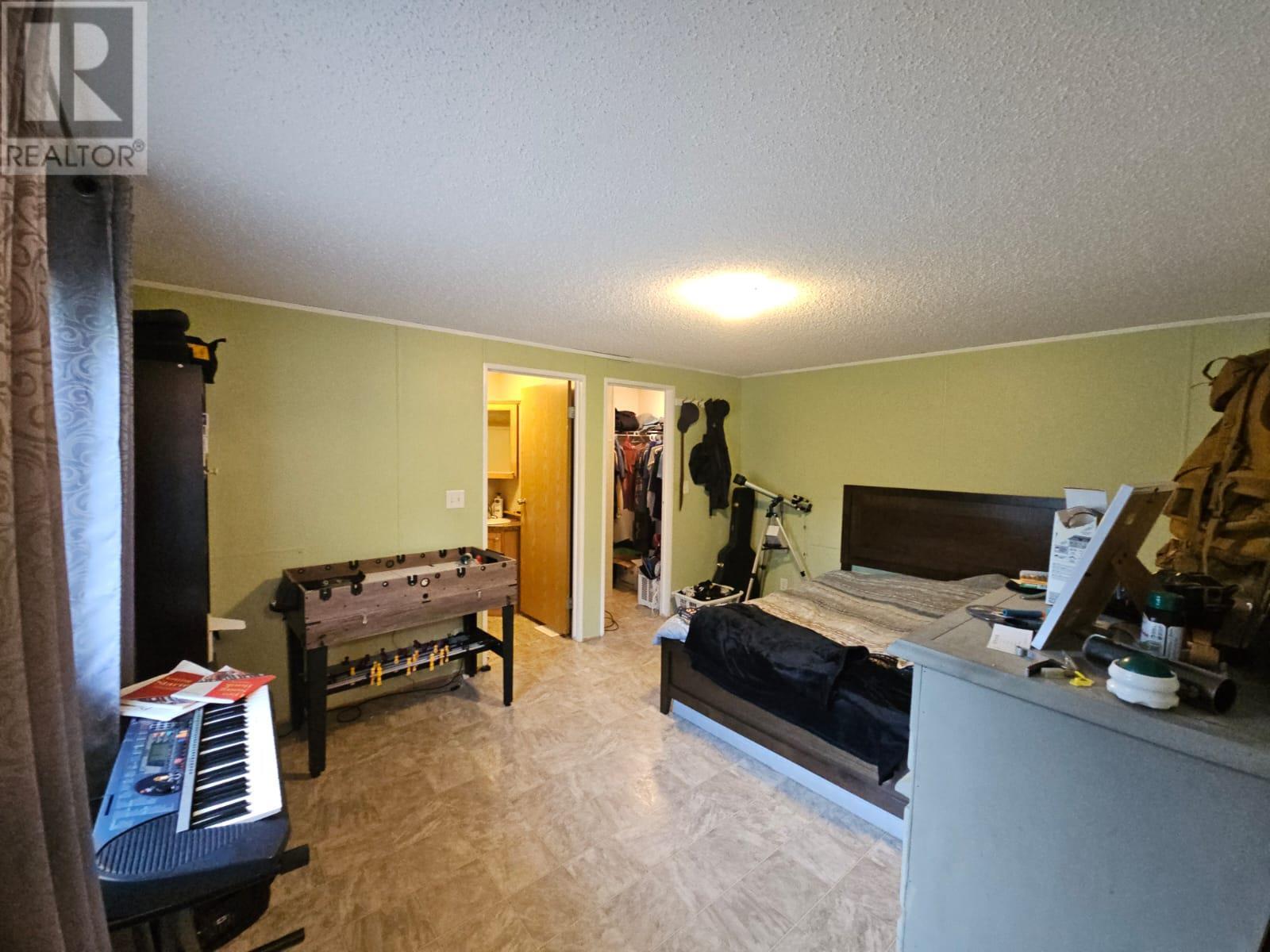 












5567 BROWNS Road

,
Chetwynd,




British Columbia
V0C1J0

