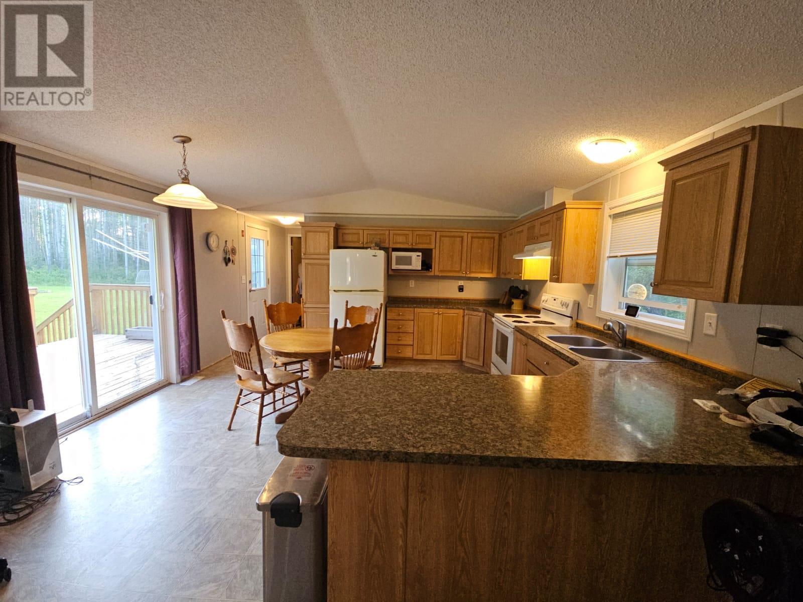 












5567 BROWNS Road

,
Chetwynd,




British Columbia
V0C1J0

