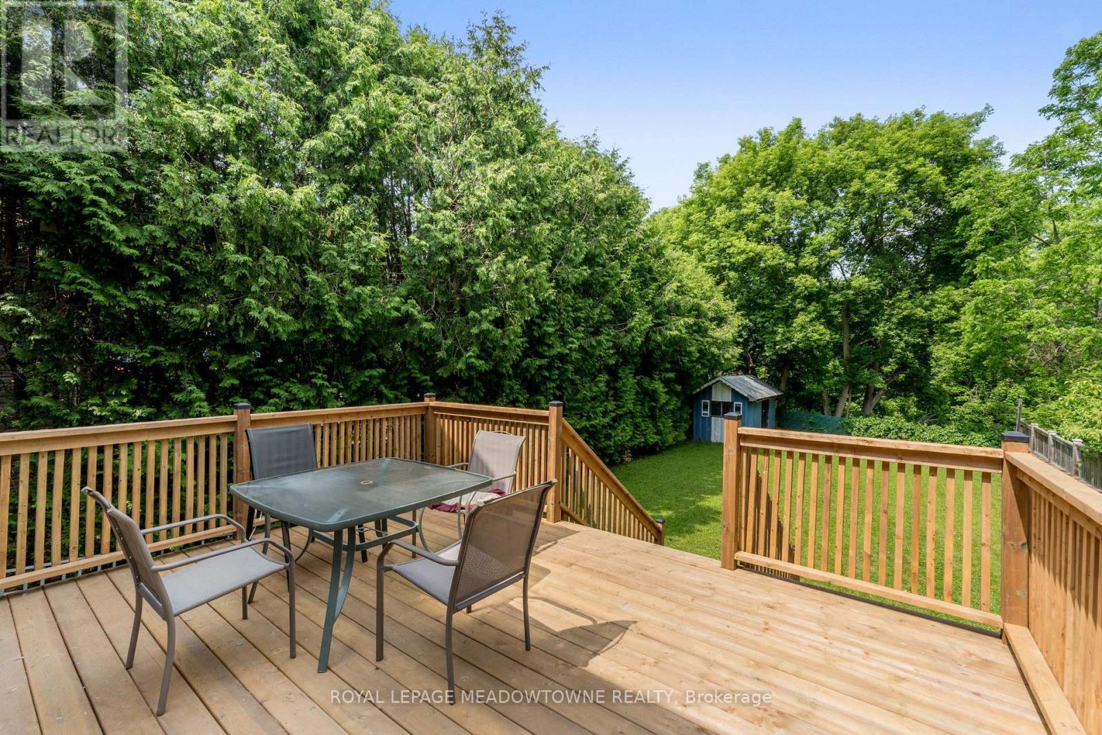












15637 MCLAUGHLIN ROAD

,
Caledon,




Ontario
L7C1L9

