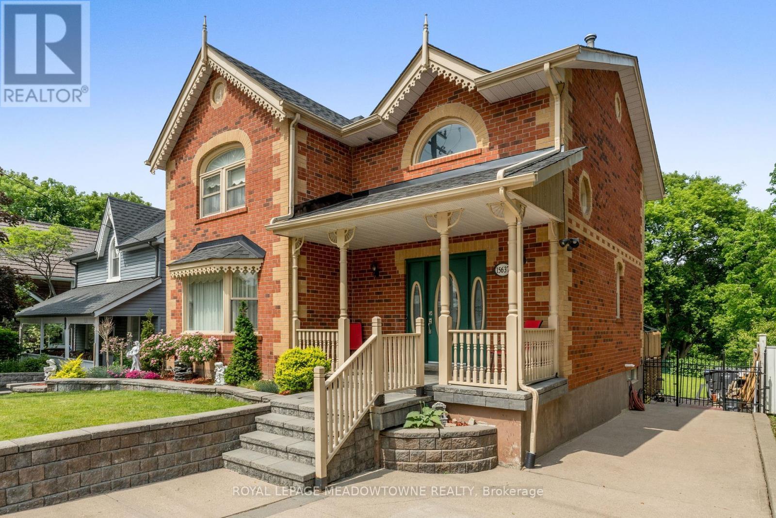 












15637 MCLAUGHLIN ROAD

,
Caledon,




Ontario
L7C1L9

