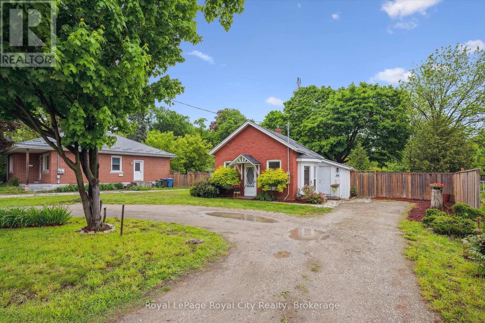












169 EDINBURGH ROAD N

,
Guelph (Downtown),




Ontario
N1H5R6

