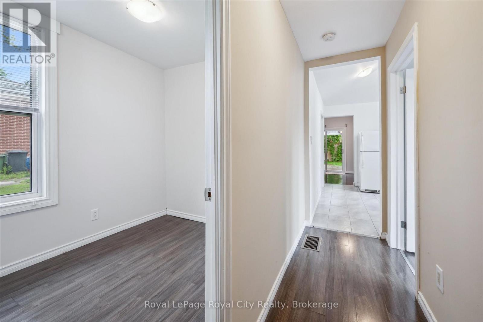 












169 EDINBURGH ROAD N

,
Guelph (Downtown),




Ontario
N1H5R6

