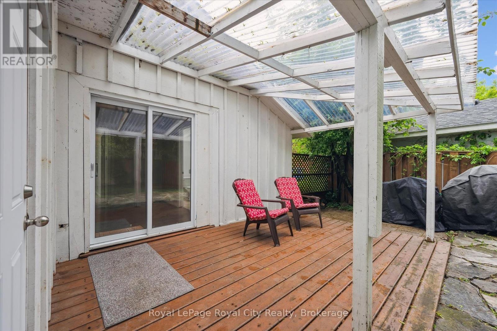 












169 EDINBURGH ROAD N

,
Guelph (Downtown),




Ontario
N1H5R6

