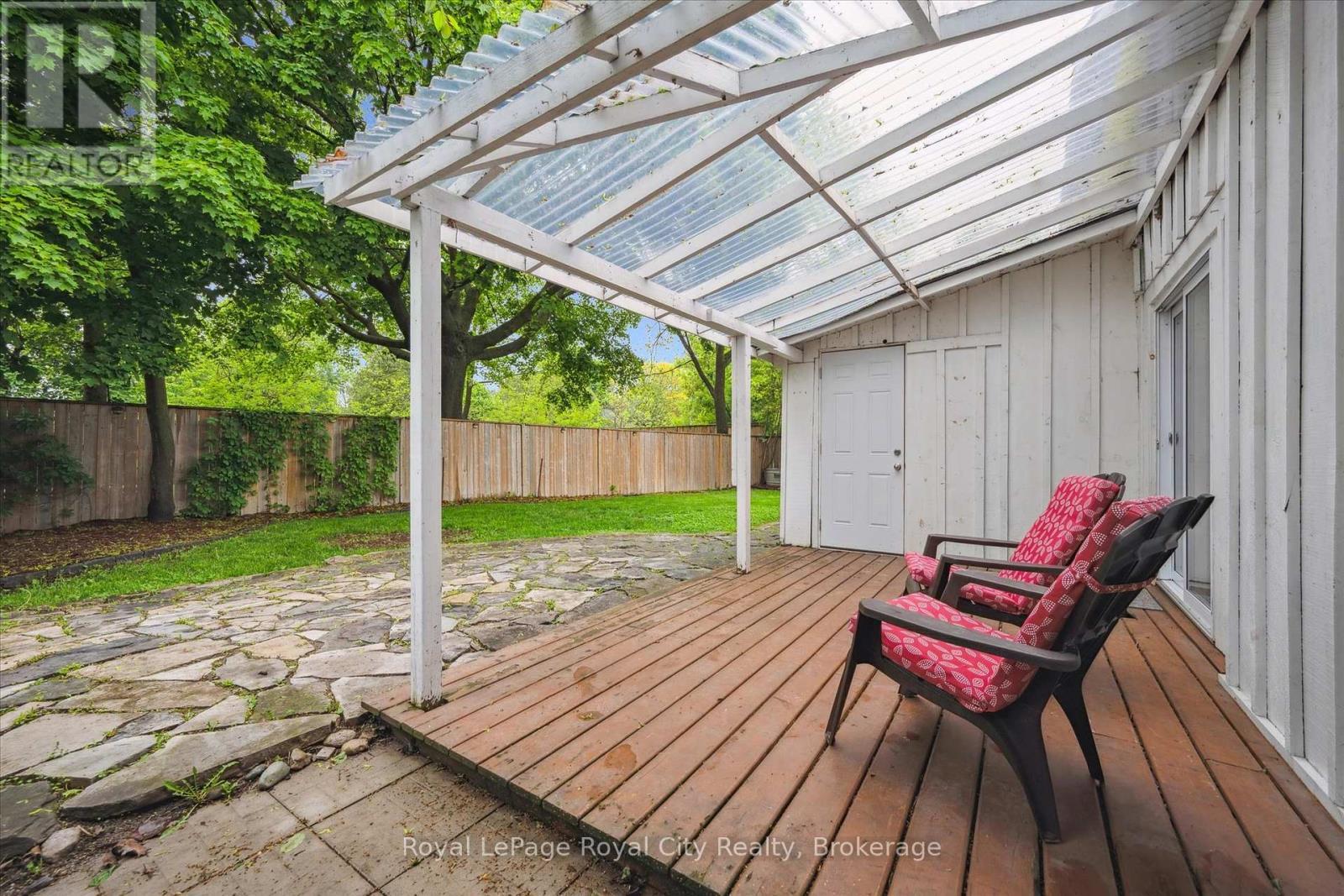 












169 EDINBURGH ROAD N

,
Guelph (Downtown),




Ontario
N1H5R6

