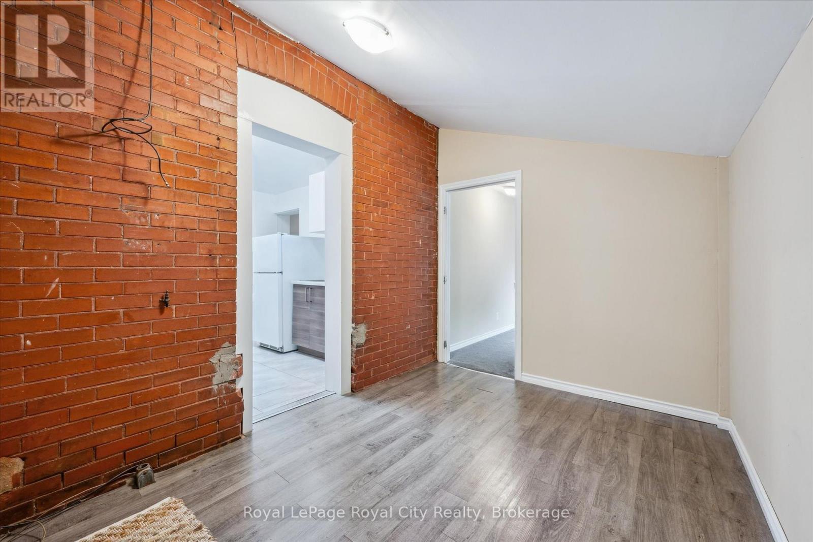 












169 EDINBURGH ROAD N

,
Guelph (Downtown),




Ontario
N1H5R6

