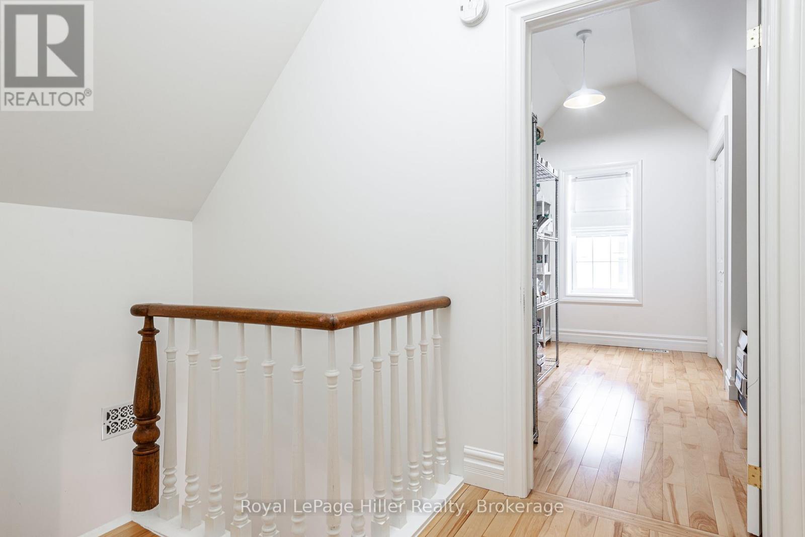 












2215 LINE 34 LINE

,
Perth East (Shakespeare),




Ontario
N0B2P0

