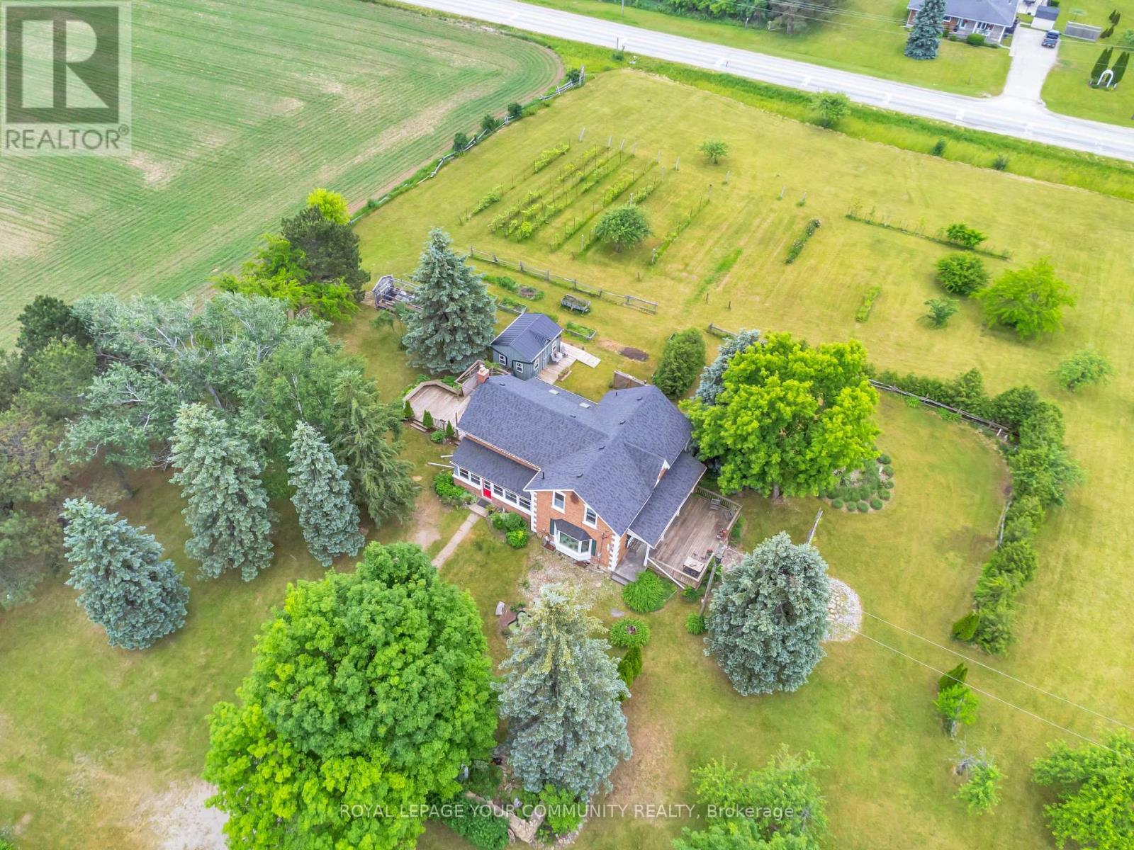 












788190 GREY RD 13

,
Grey Highlands,




Ontario
N0H1J0

