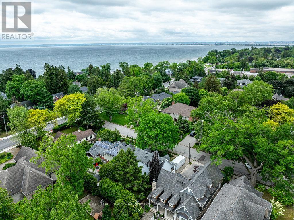 












199 PINE COVE ROAD

,
Burlington,




Ontario
L7N1W1

