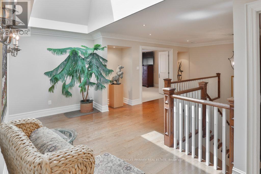 












1442 GLENBURNIE ROAD

,
Mississauga,




Ontario
L5G3C8


