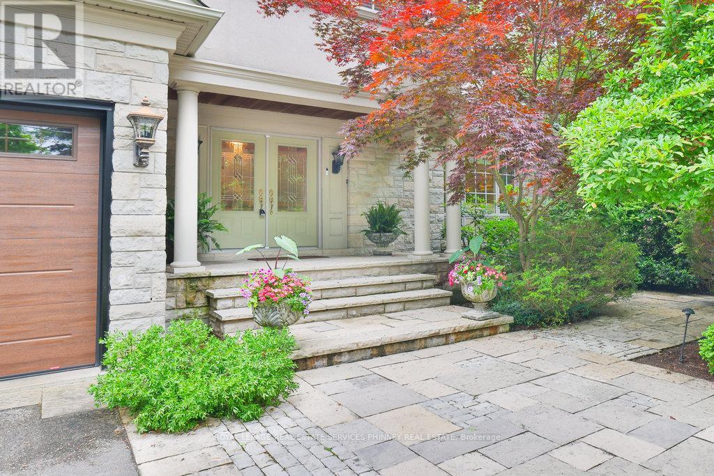 












1442 GLENBURNIE ROAD

,
Mississauga,




Ontario
L5G3C8

