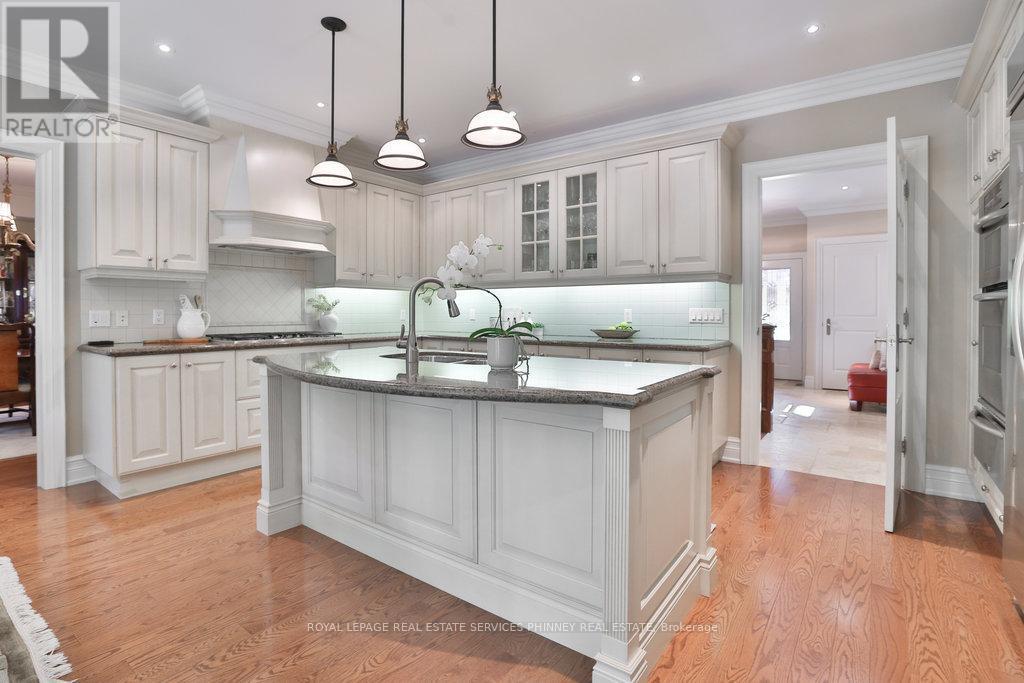 












1442 GLENBURNIE ROAD

,
Mississauga,




Ontario
L5G3C8

