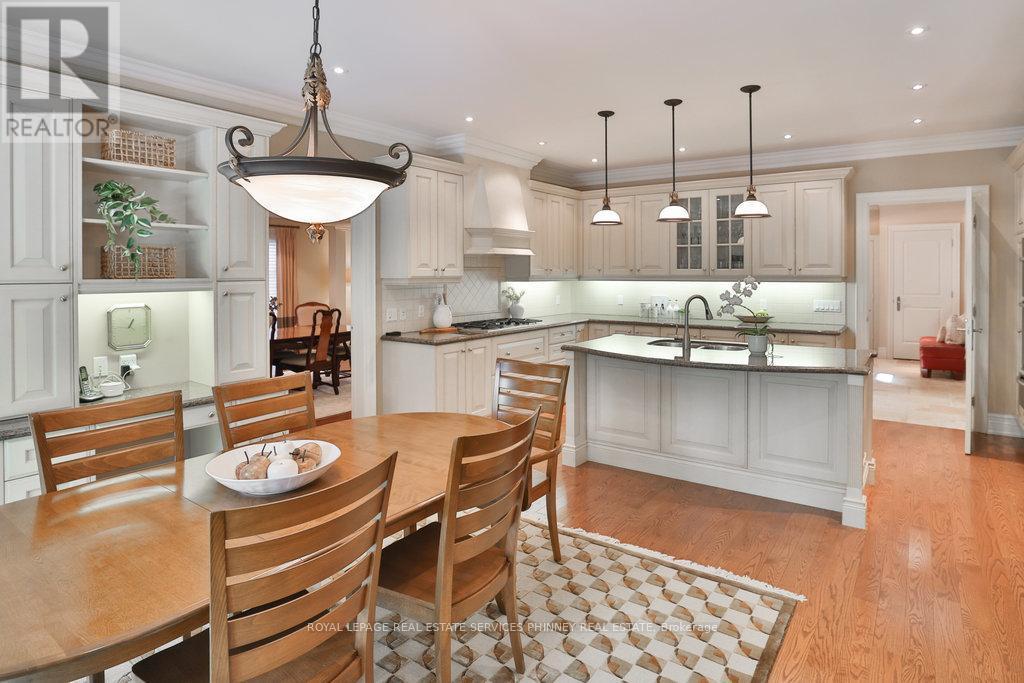 












1442 GLENBURNIE ROAD

,
Mississauga,




Ontario
L5G3C8

