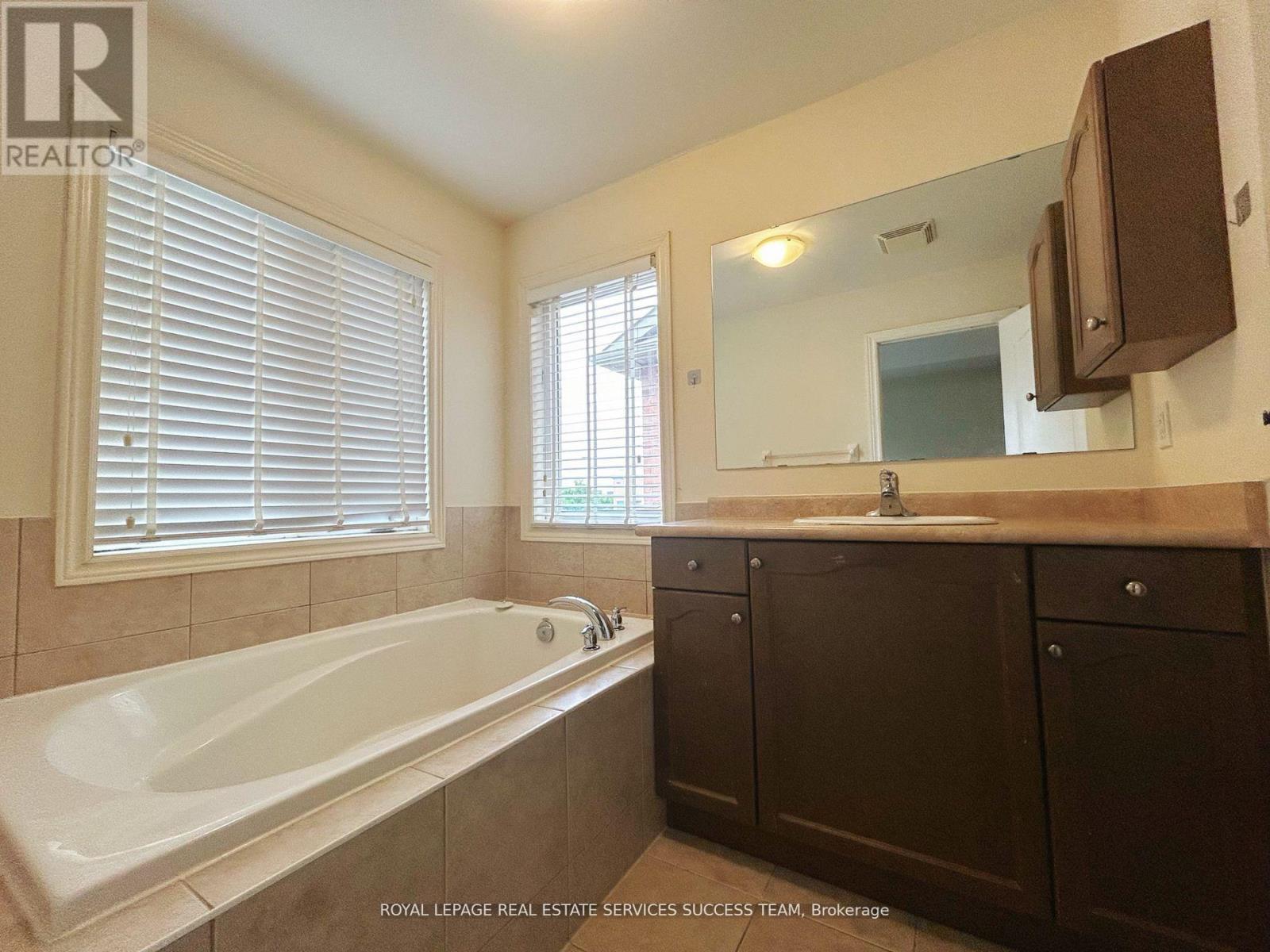 












3366 STONEY CRESCENT

,
Mississauga,




Ontario
L5M0N6

